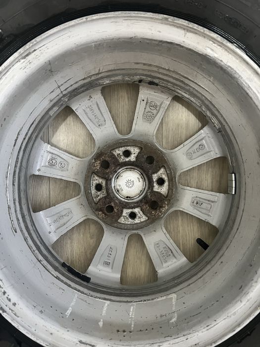 Продам оригинальные диски Аттика R14 с резиной