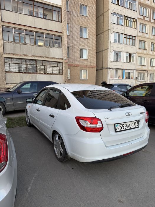 Lada granta 2015