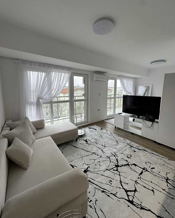 Продава се Едностаен апартамент в Пловдив, Кючук Париж - 41 кв.м за 1825 €/кв.м - Снимка #1