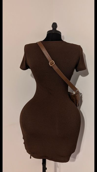 Rochie H&M maro, mulată ,cu șnur lateral-feminina