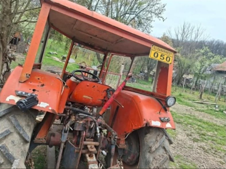 Vand fiat in 4 pistoane