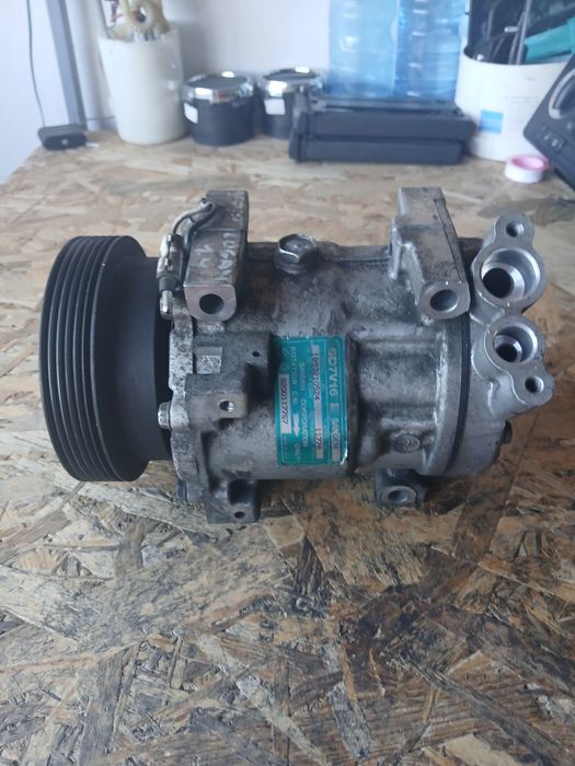 Компресор климатик Dacia Logan 8200117767
