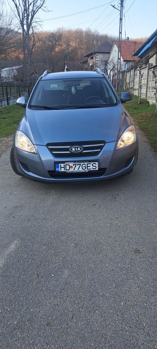 Vând KIA CEED 2008