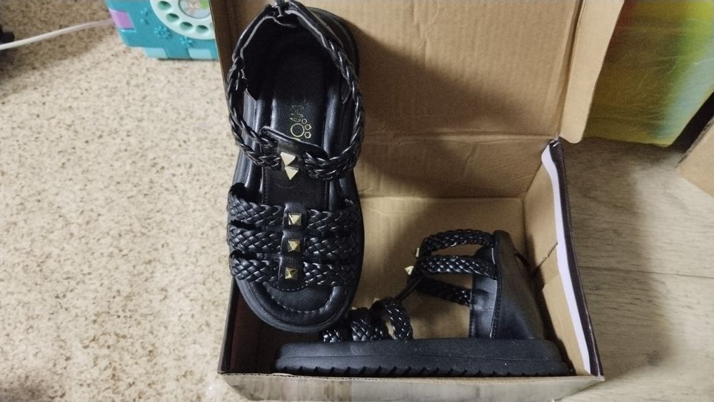 Продам валенки теплые