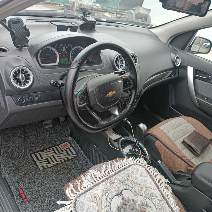 Pul zarur  Kelishgan narxda sotamiz.