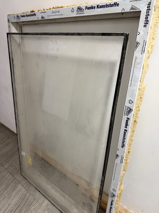 Продам пластиковое окно