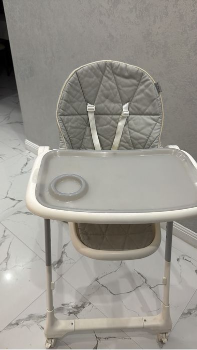 Продаю стульчик для кормления