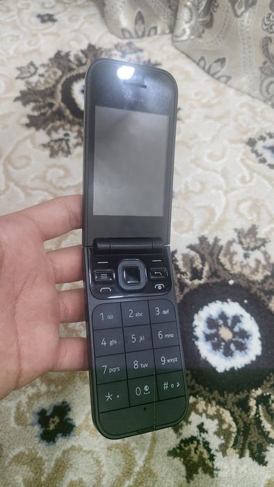 Flip Knopka telefonlar