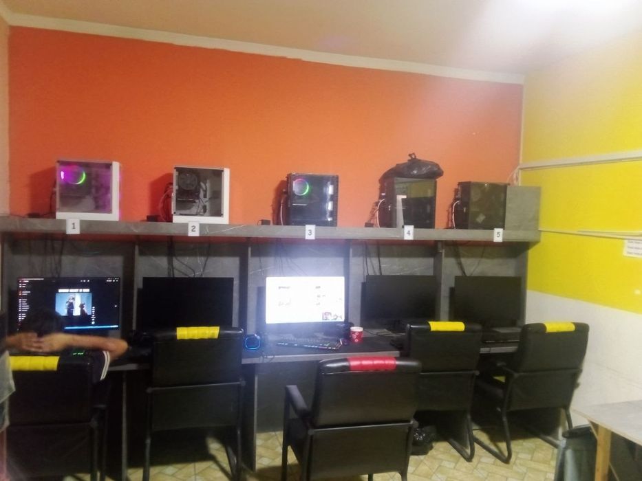 Kapyuterlar game klub sotiladi