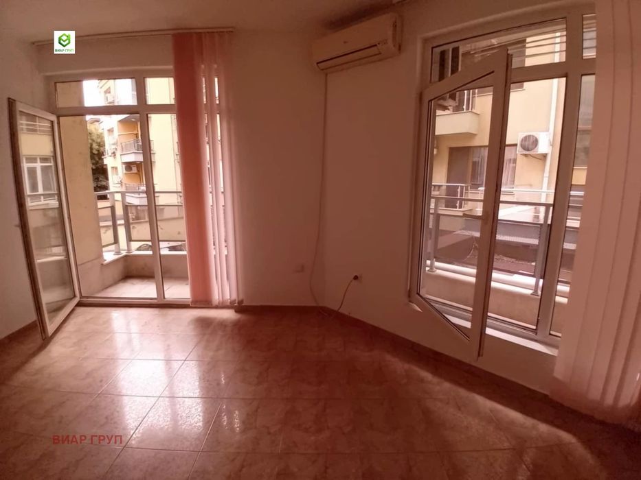 Дава се под наем Офис в Пловдив, Център - 45 кв.м за 408 € - Снимка #6