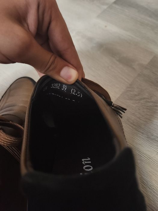 Мужские деловые туфли