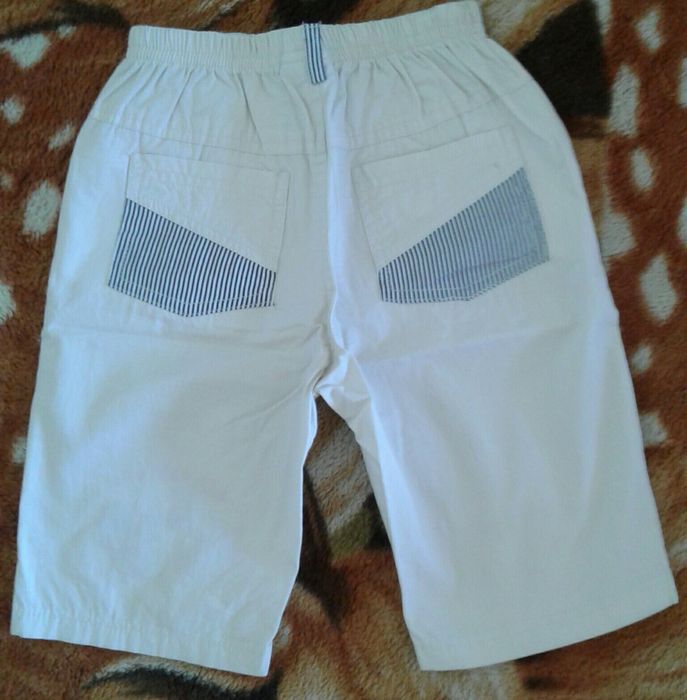 Продам детские вещи.