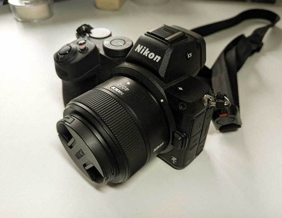 Camera foto Nikon Z5 + 40mm F2 + accesorii