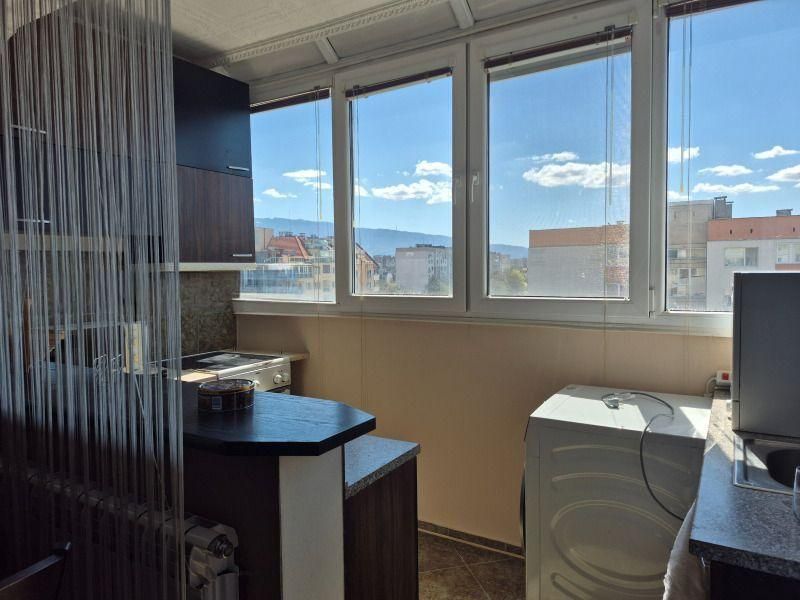 Дава се под наем Двустаен апартамент в София, Надежда 3 - 66 кв.м за 558.45 € - Снимка #3