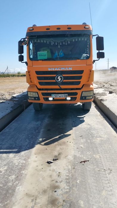 Самосвал Шахман м3000