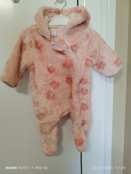 Бебешки пухкав ескимос