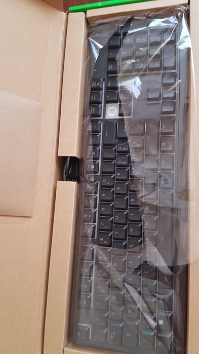 Геймърска клавиатура Razer Ornata V3 X