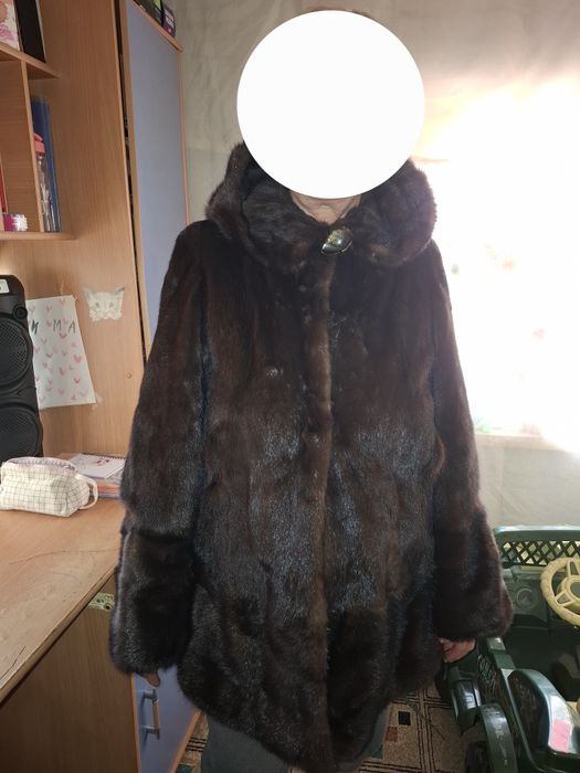 Продам Норковую шубу