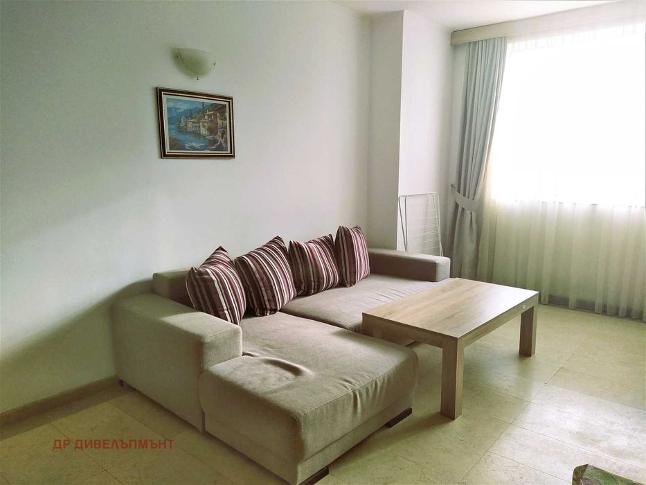 Продава се Двустаен апартамент в Несебър - 76 кв.м за 1000 €/кв.м - Снимка #3