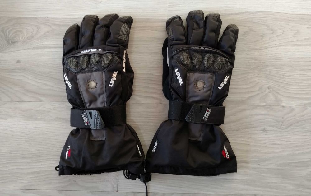 Висок клас сноуборд ръкавици с протектори LEVEL Gloves L 2XL S