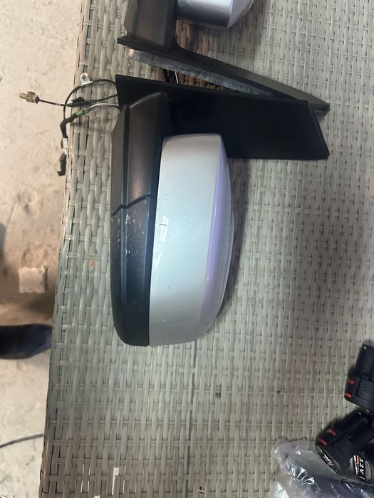 Огледала за VW Caddy