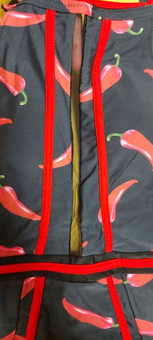 Продам яркий шикарный купальник