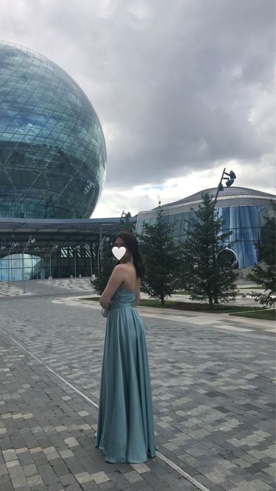 Платье шикарное, вечернее, производство Турция.