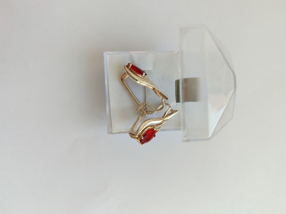 Продам серебряные серьги