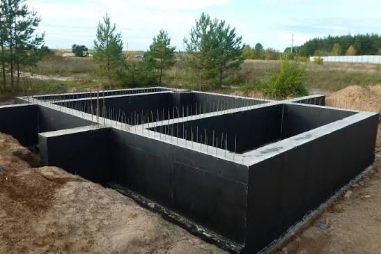 Заливаем фундамент Залить бетон опалубка Алматы бетонные работы