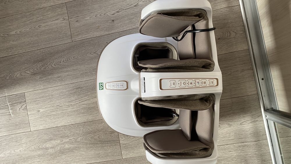 Массажер для ног новый