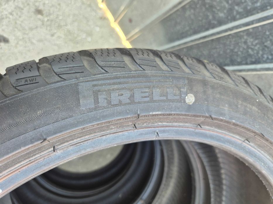 4 Anvelope de IARNA - 245/40/19 98V - PIRELLI Sottozero - NOI - RFT RUN-FLAT - DOT 2016 !