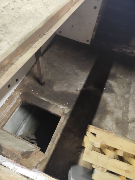 Сдам гараж в центре