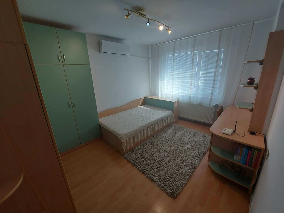 Продава се Тристаен апартамент в Омуртаг - 74 кв.м за 1144 €/кв.м - Снимка #7