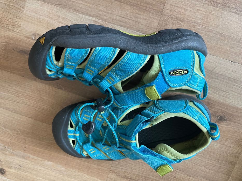 Keen moxie нови детски сандали