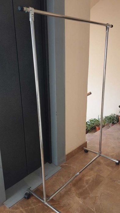 Напольная, гардеробная вешалка для одежды