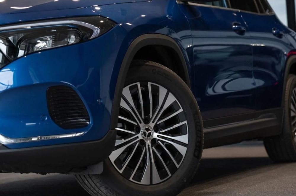 Mercedes EQA 2024 preluare leasing