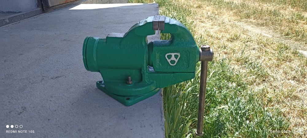 Продам тиски. Сделано в СССР