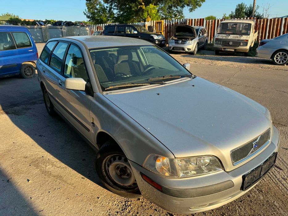 volvo v40 1.9 tdi facelift на части волво в 40 фейслифт комби
