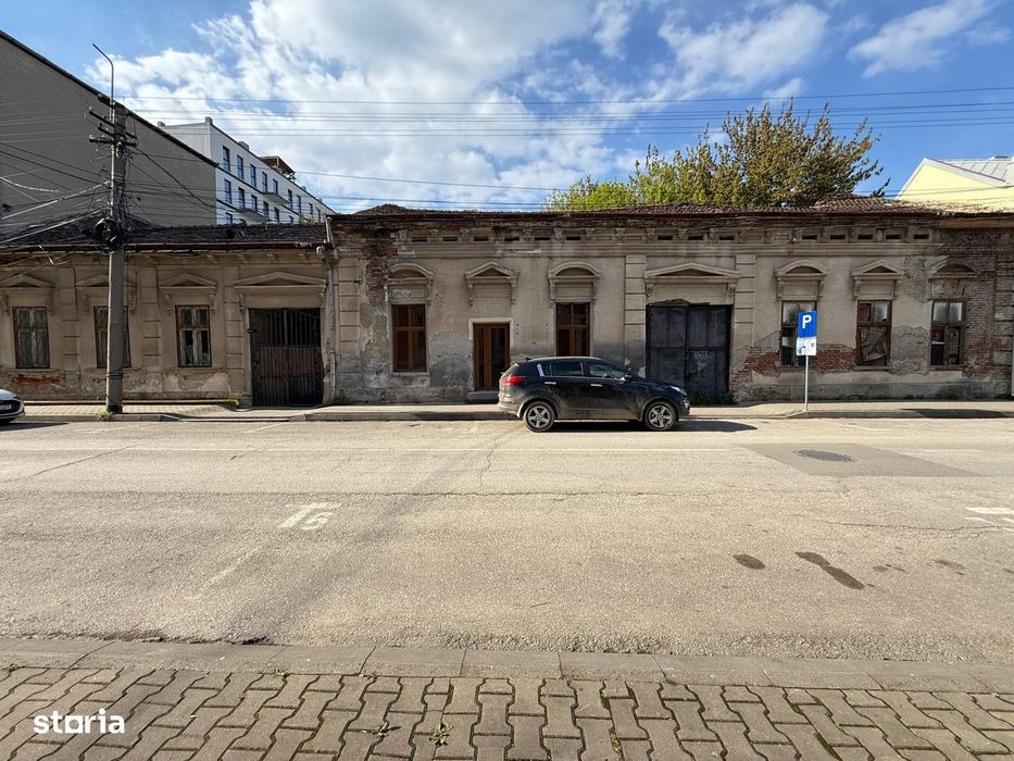 Casa istorica Alba Iulia - 1.040 mp teren (licitatie insolventa)