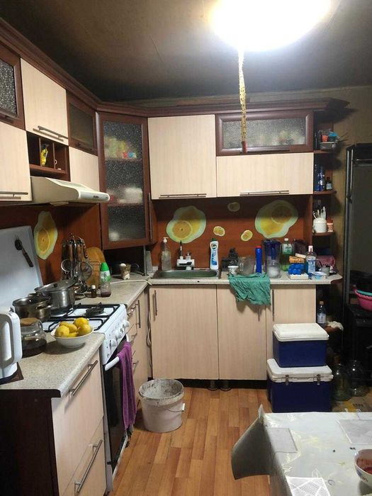 Продам дом в городе с магазином по ул. Карла Маркса