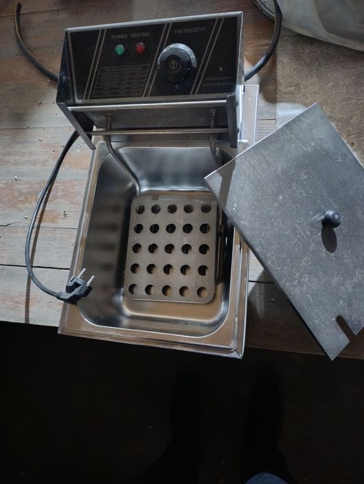 Fast food uchun kamplekt buyumlar