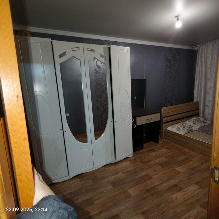 Срочно продаю 3 комнатную квартиру