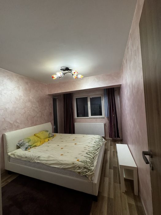 Apartament 3 camere decomandat Militari Residence
