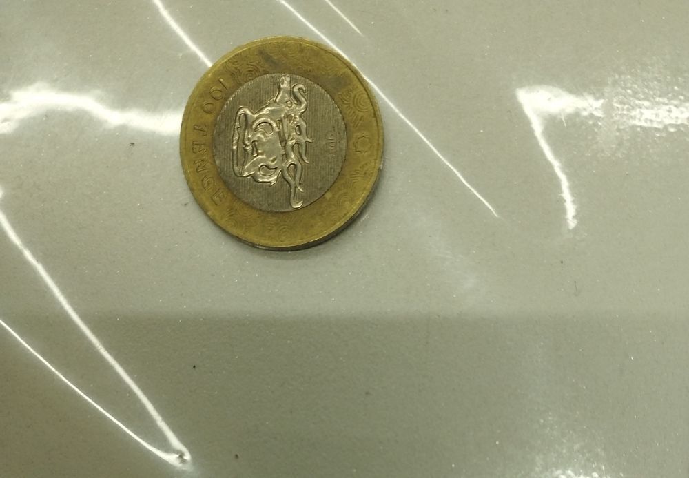 Продам колекционные монеты