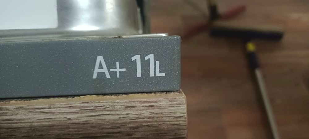 Посудомойка Hotpoint-Ariston LTB 6M019