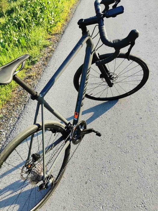 Шосеен велсоипед Canyon Endurace 7 RAW, размер L, Shimano 105 12s, карбон вилка — 300 км