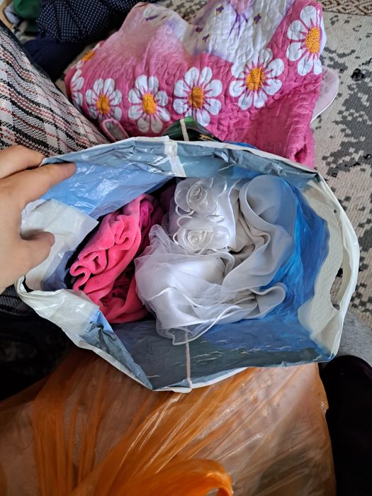 Отдам вещи обувь