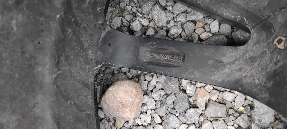 Azev P8520 - 20 джанти 5x112 et35 8.5J Germany