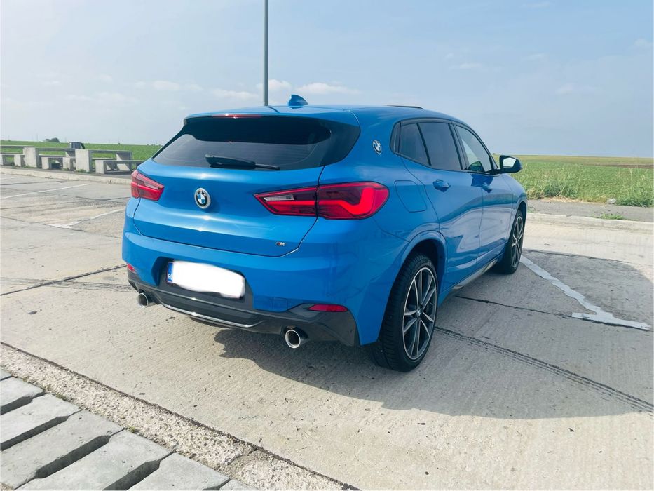 BMW  2018 — imagine 5