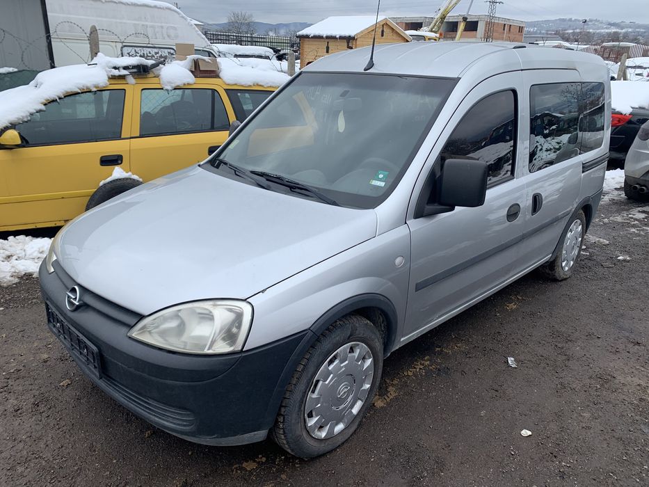 НА ЧАСТИ! Opel Combo 1.6 EcoM 97 кс. 2010 г. Метан CNG